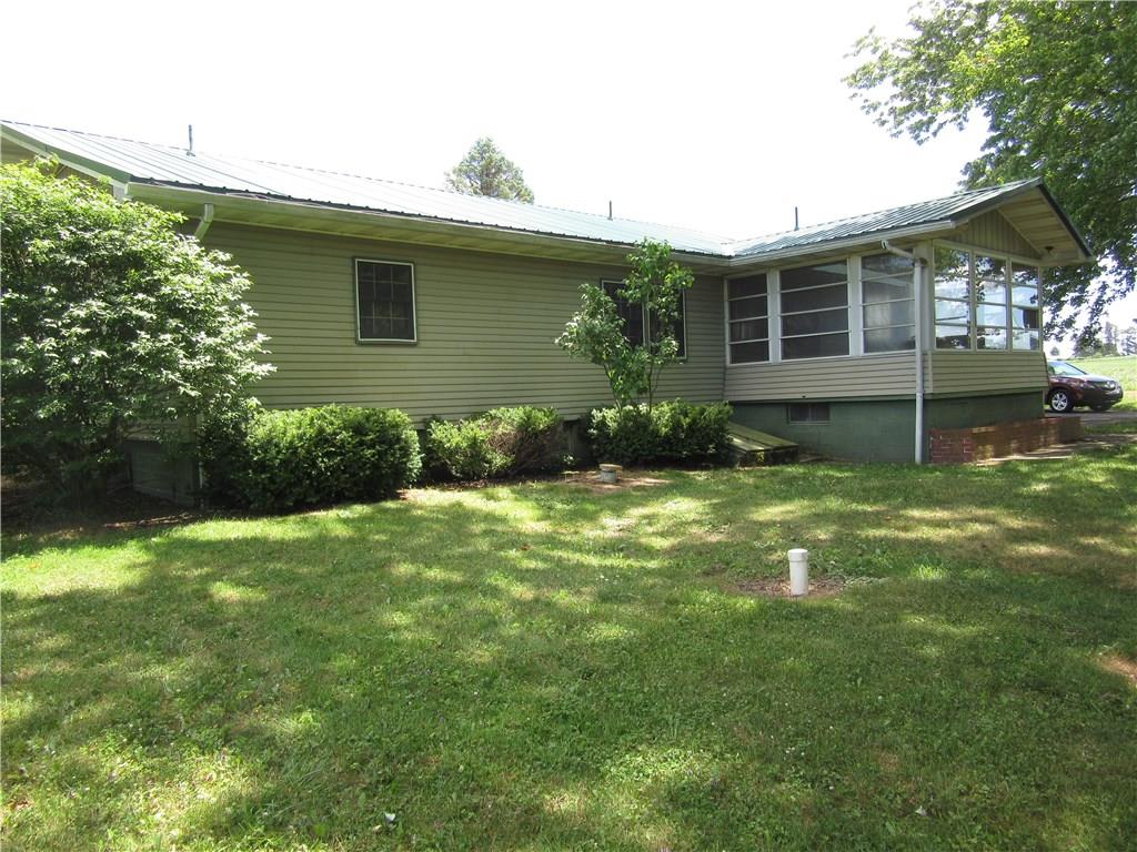197 Samuels Road Somerset, PA 15501 - Photo 4 of 12 Gallery Image 4