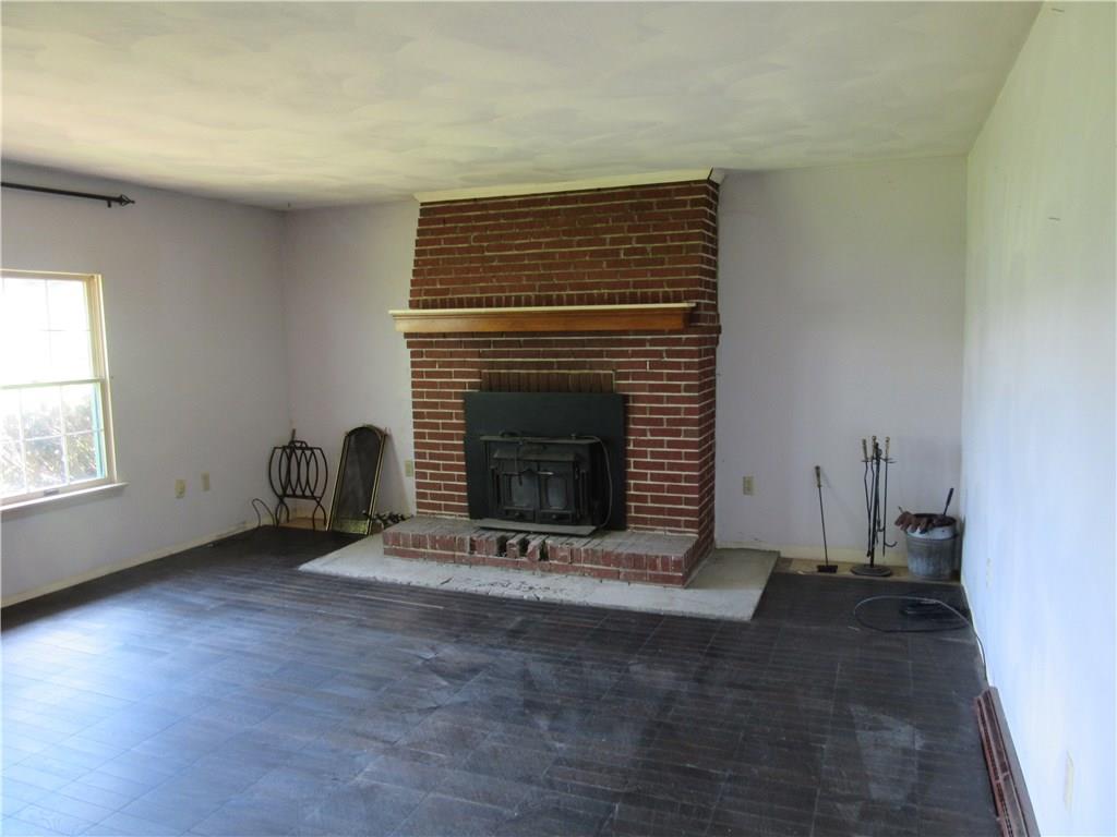 197 Samuels Road Somerset, PA 15501 - Photo 9 of 12 Gallery Image 9