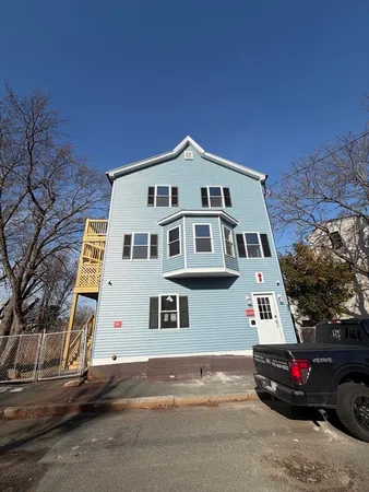 $3,500 | 57 Oak Island Street, Unit 1, Revere, MA 02151