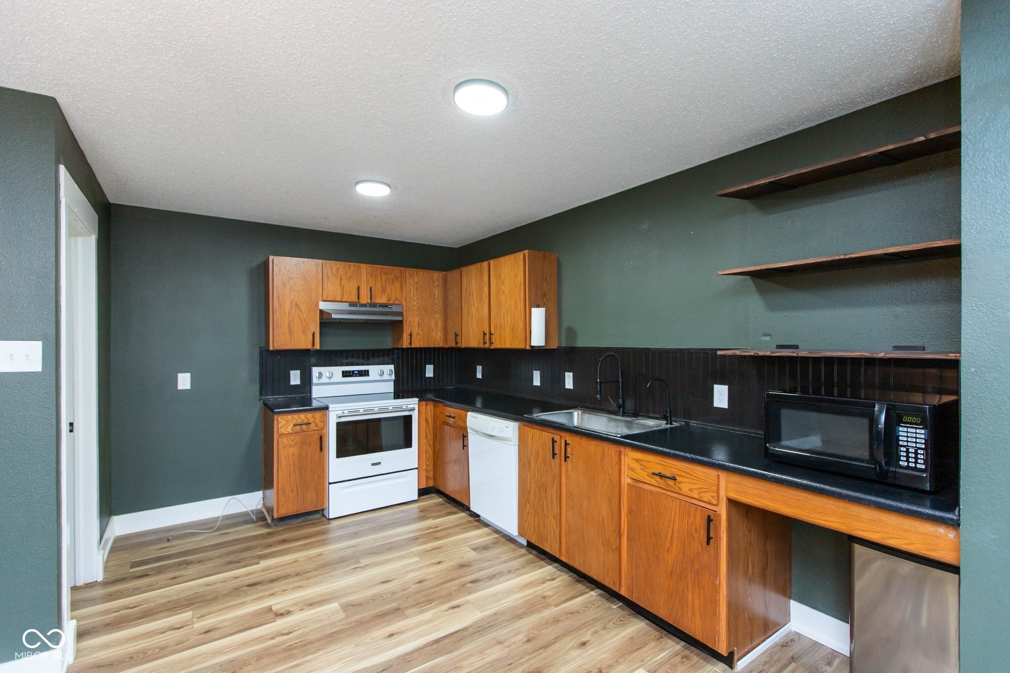 9698 West Lantern Lane Pendleton, IN 46064 - Photo 11 of 22