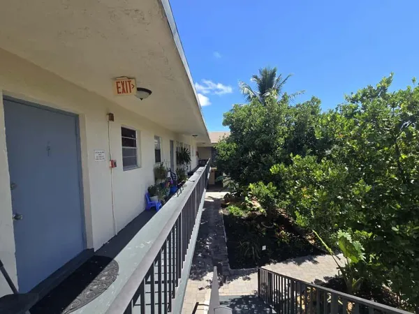 $1,550 | 620 South Broadway, Unit 9, Lantana, FL 33462