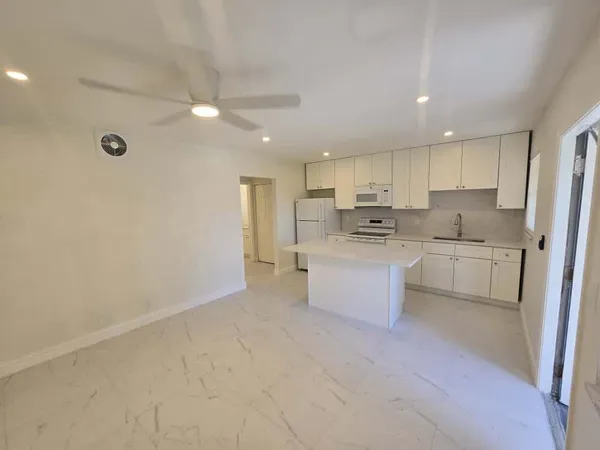 $1,550 | 620 South Broadway, Unit 9, Lantana, FL 33462
