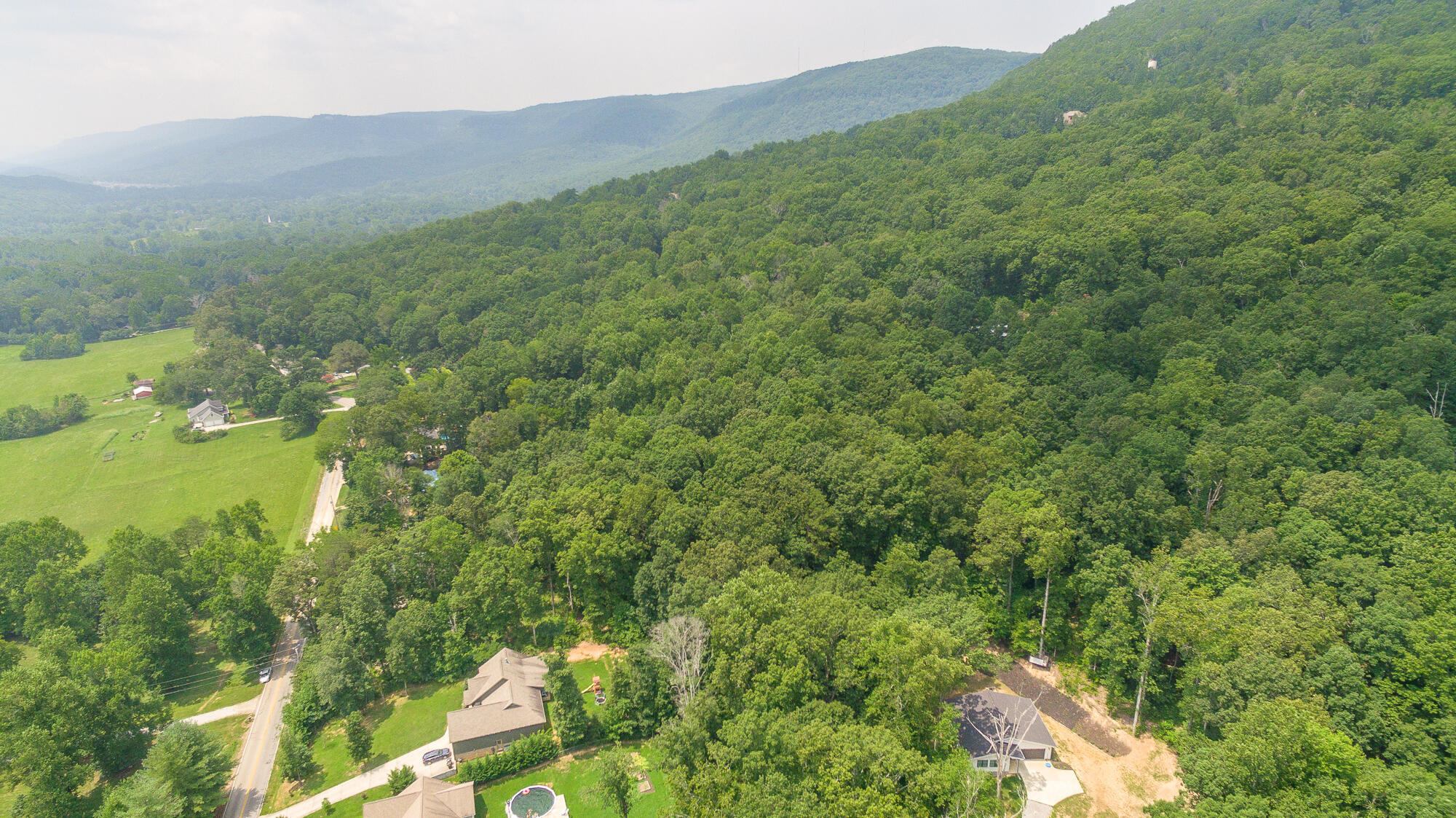 7917 Selcer Road Hixson, TN 37343 - Photo 8 of 22 7917 Selcer Road-8