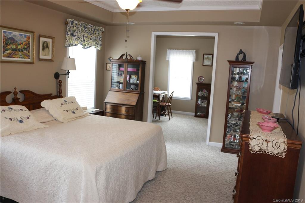 27 Pattys Chapel Road Fletcher, NC 28732 - Photo 8 of 22 Gallery Image 8