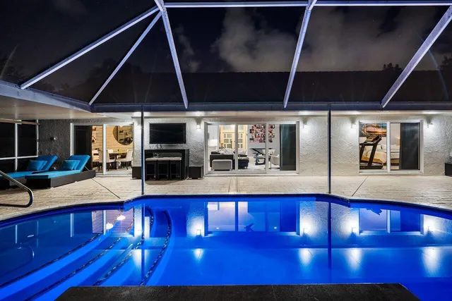 a view of a wall with wall paintings