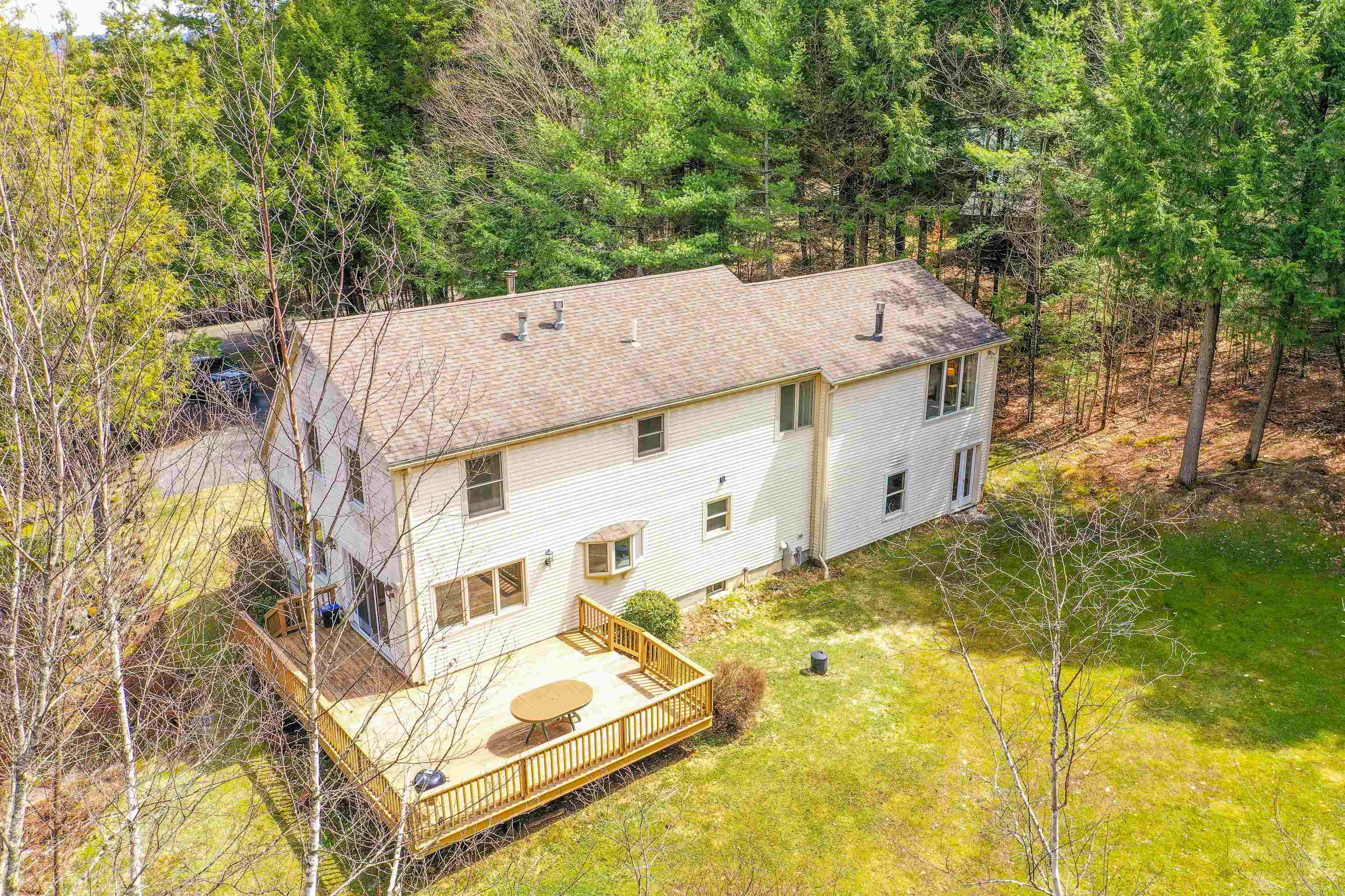 307 Winterbird Road Stowe, VT 05672 - Photo 4 of 52