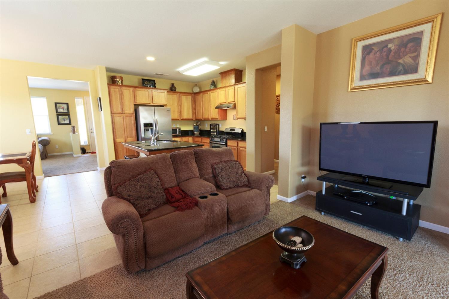 557 Abbott Avenue Reedley, CA 93654 - Photo 12 of 27 Gallery Image 12
