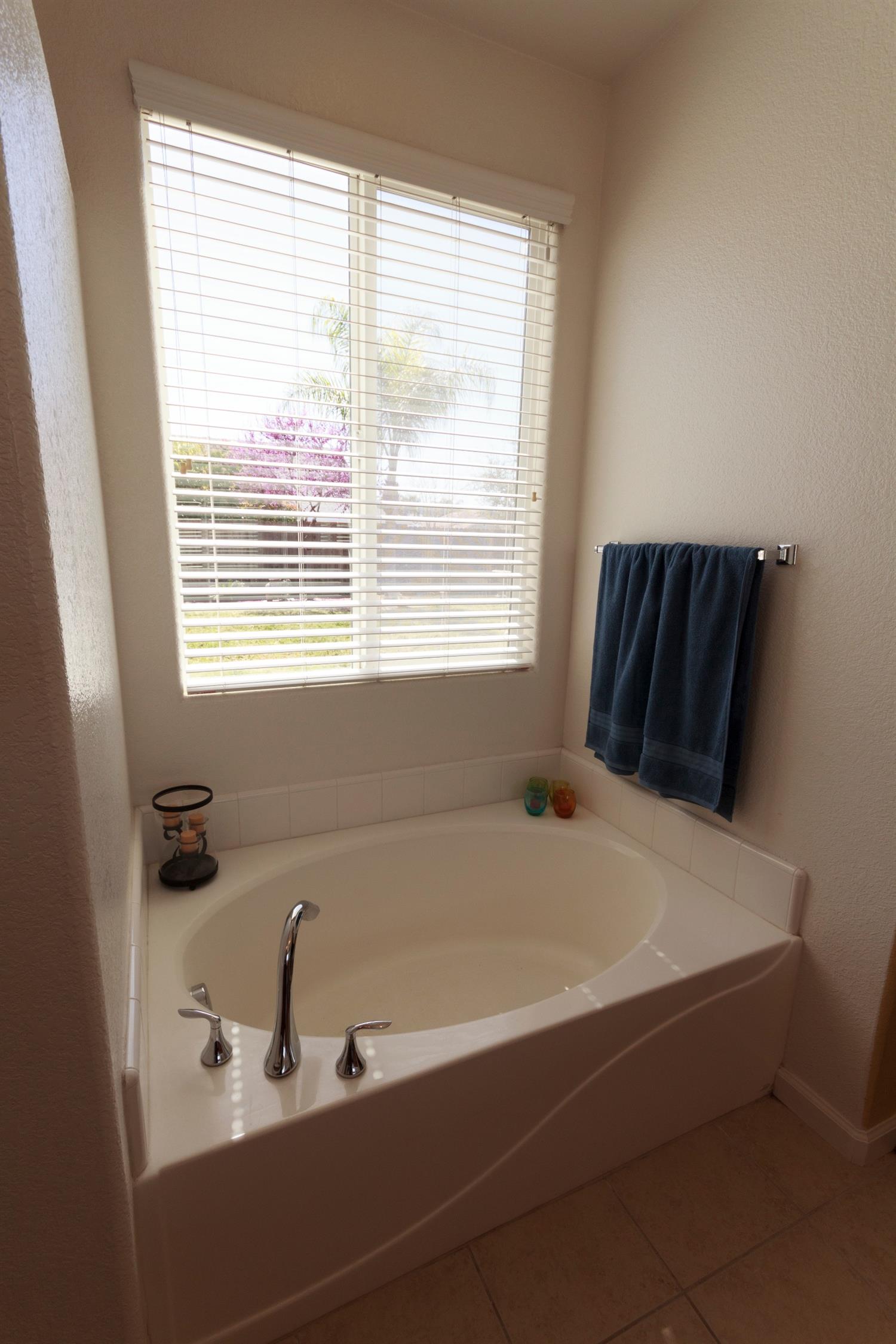 557 Abbott Avenue Reedley, CA 93654 - Photo 23 of 27 Gallery Image 23