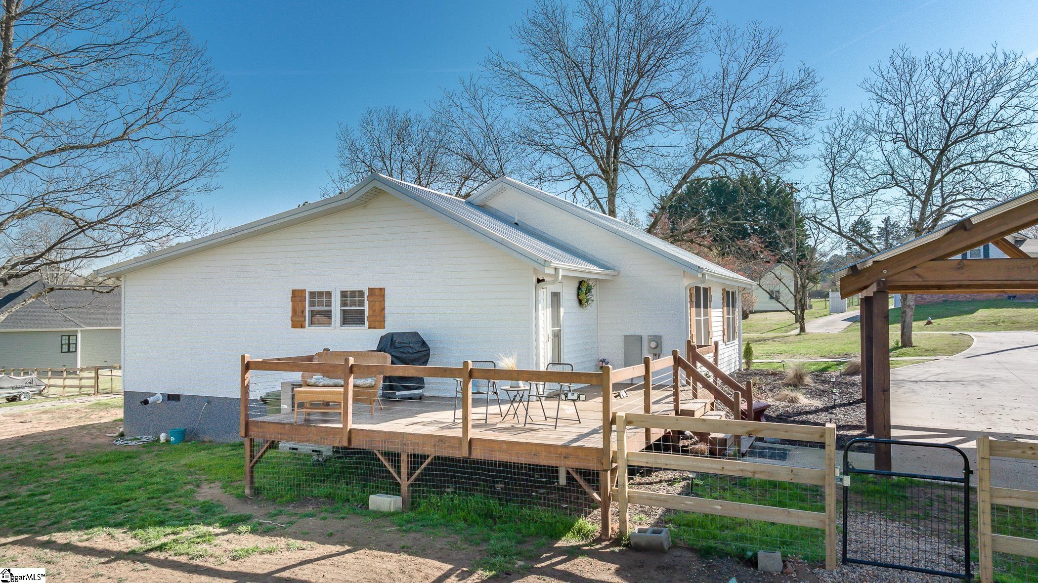304 State Rd S-39-127 Liberty, SC 29657 - Photo 25 of 35