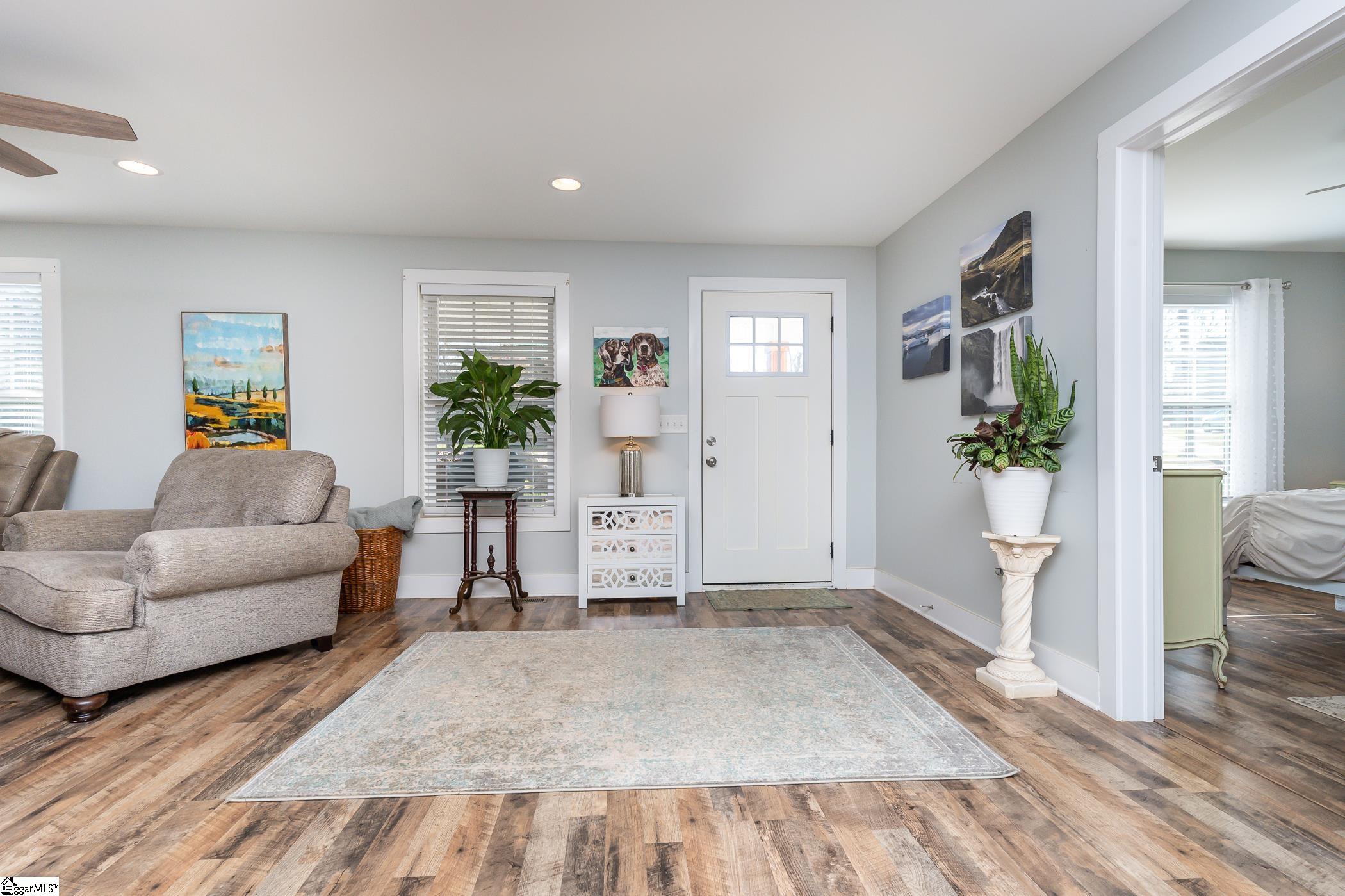 304 State Rd S-39-127 Liberty, SC 29657 - Photo 4 of 35