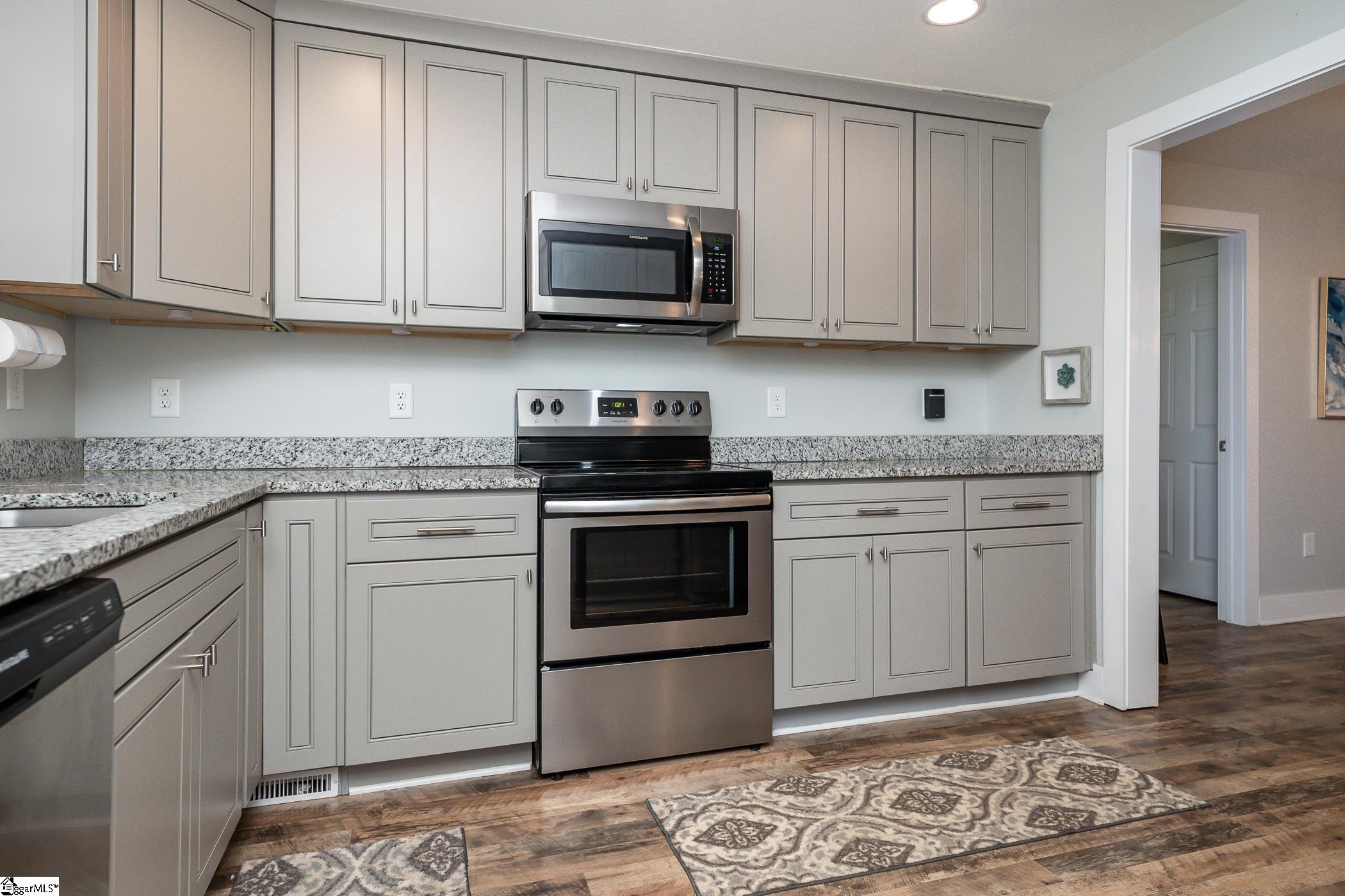 304 State Rd S-39-127 Liberty, SC 29657 - Photo 9 of 35