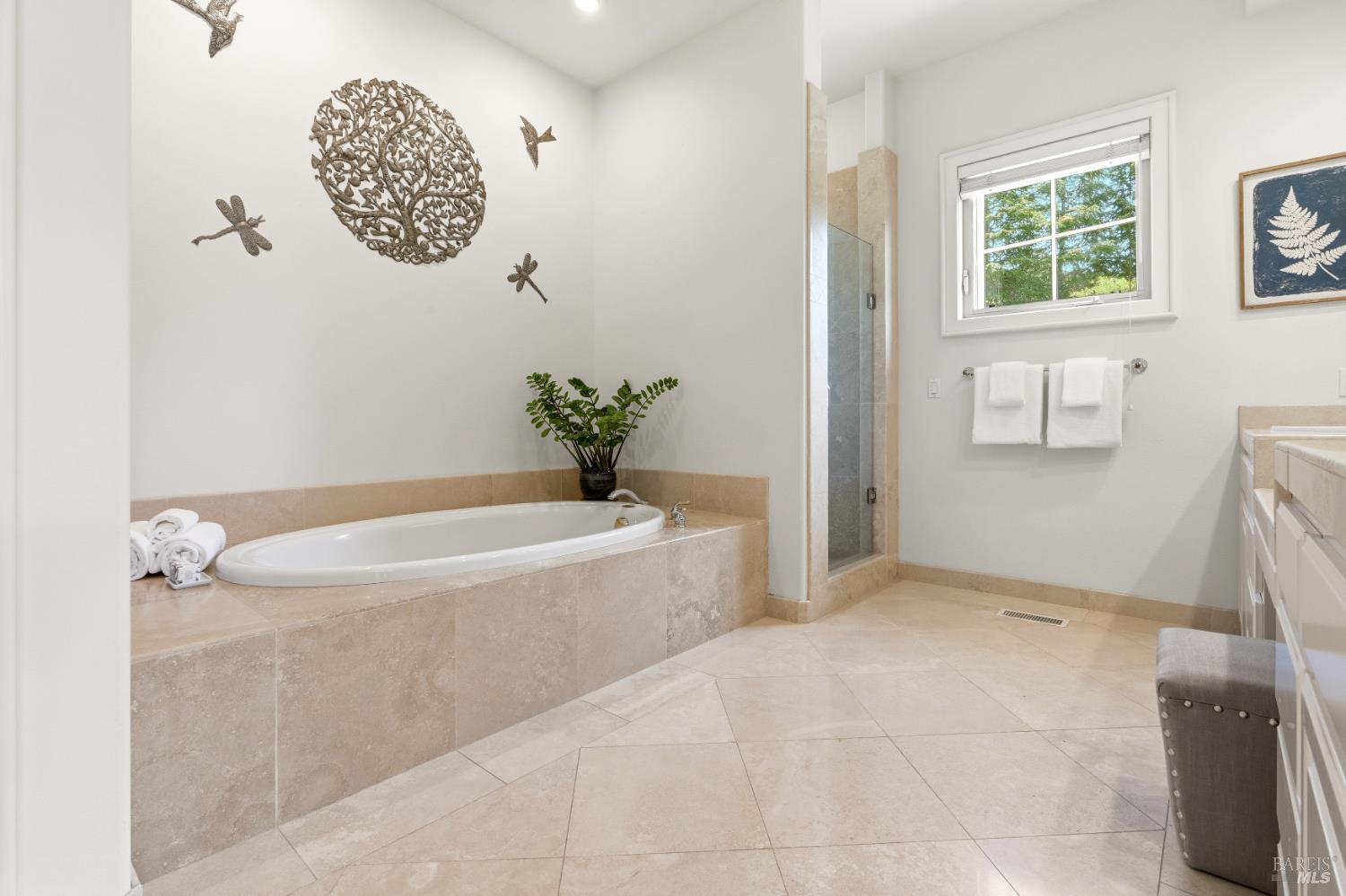 66 Inverness Drive San Rafael, CA 94901 - Photo 30 of 49