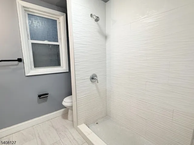 $2,600 | 44 North 16th Street, East Orange, NJ 07017