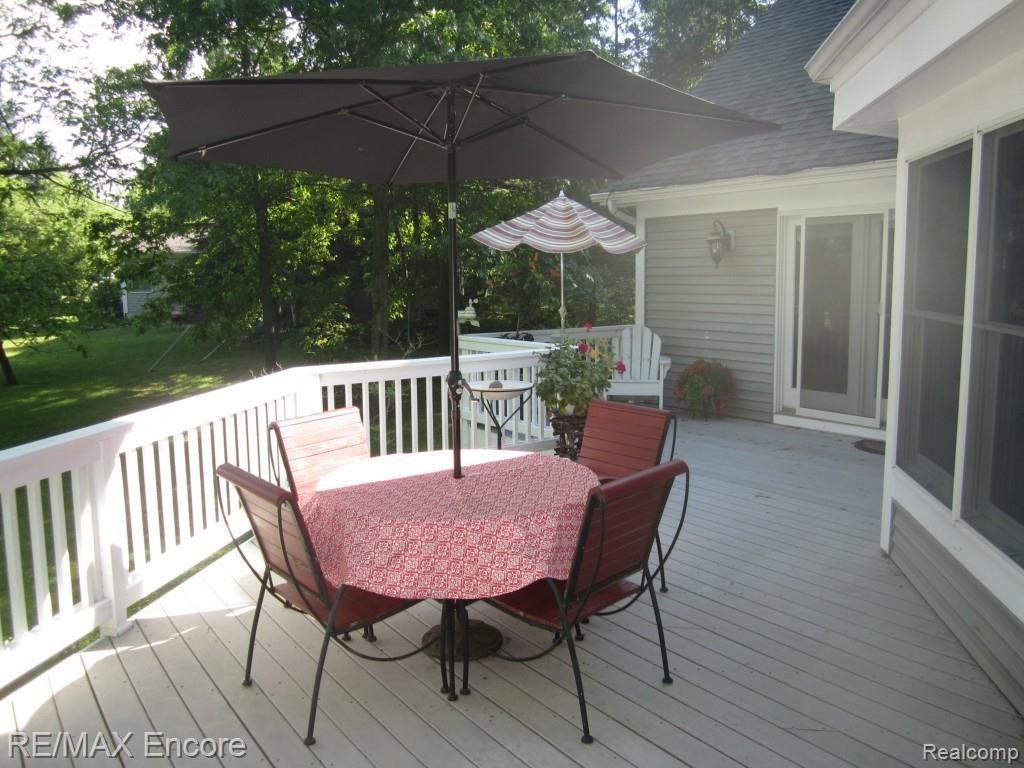 8950 Perry Lake Road Clarkston, MI 48348 - Photo 25 of 70 perry lake 023.jpg