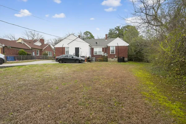 $209,900 | 1041-1043 North McLean Boulevard, Memphis, TN 38107