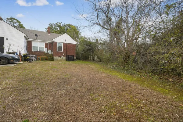 a view of a house with a outdoor space