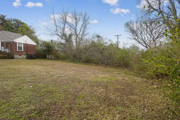 $209,900 | 1041-1043 North McLean Boulevard, Memphis, TN 38107