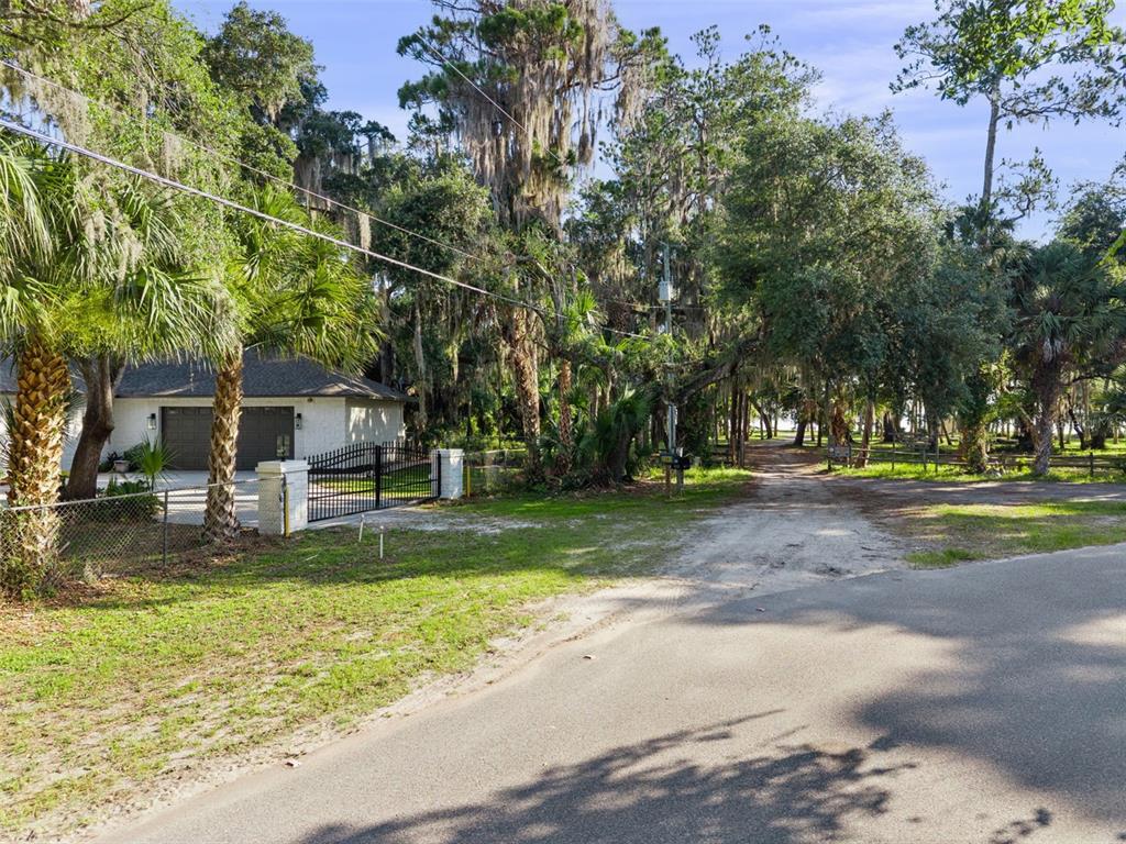 2380 Fort Lane Road Geneva, FL 32732 - Photo 70 of 74