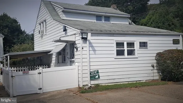 $1,950 | 34 East Holland Road, Unit A, Southampton, PA 18966