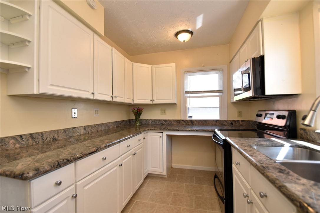 2389 South Taylor Road Cleveland, OH 44118 - Photo 15 of 37 Gallery Image 15
