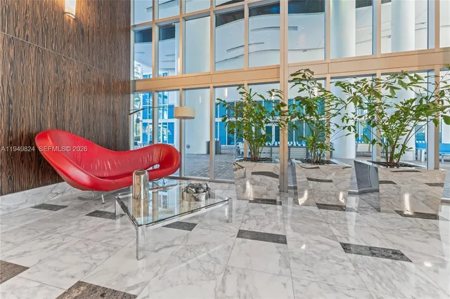 $695,000 | 185 Southwest 7th Street, Unit 603, Miami, FL 33130