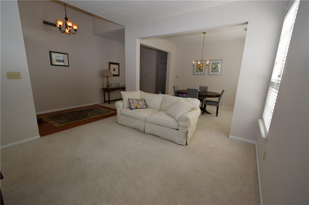 10200 Lauren Pass Fishers, IN 46037 - Photo 4 of 34