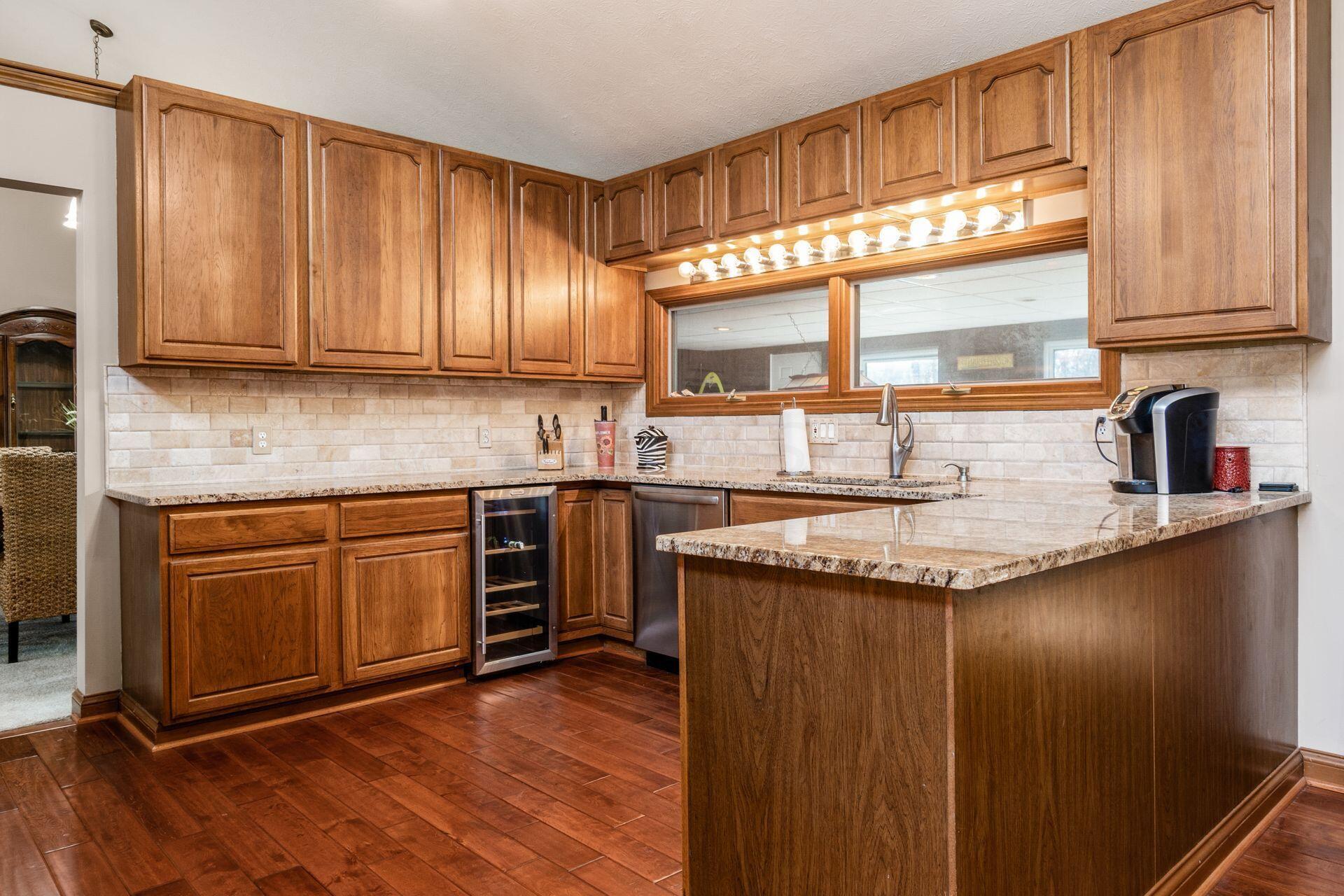9083 Taylor Road Orient, OH 43146 - Photo 33 of 93 Kitchen