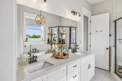 $900,000 | 1765 Theta Pike, Columbia, TN 38401