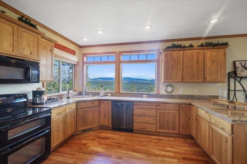 305 West Viewmont Road Spokane, WA 99224 - Photo 11 of 46