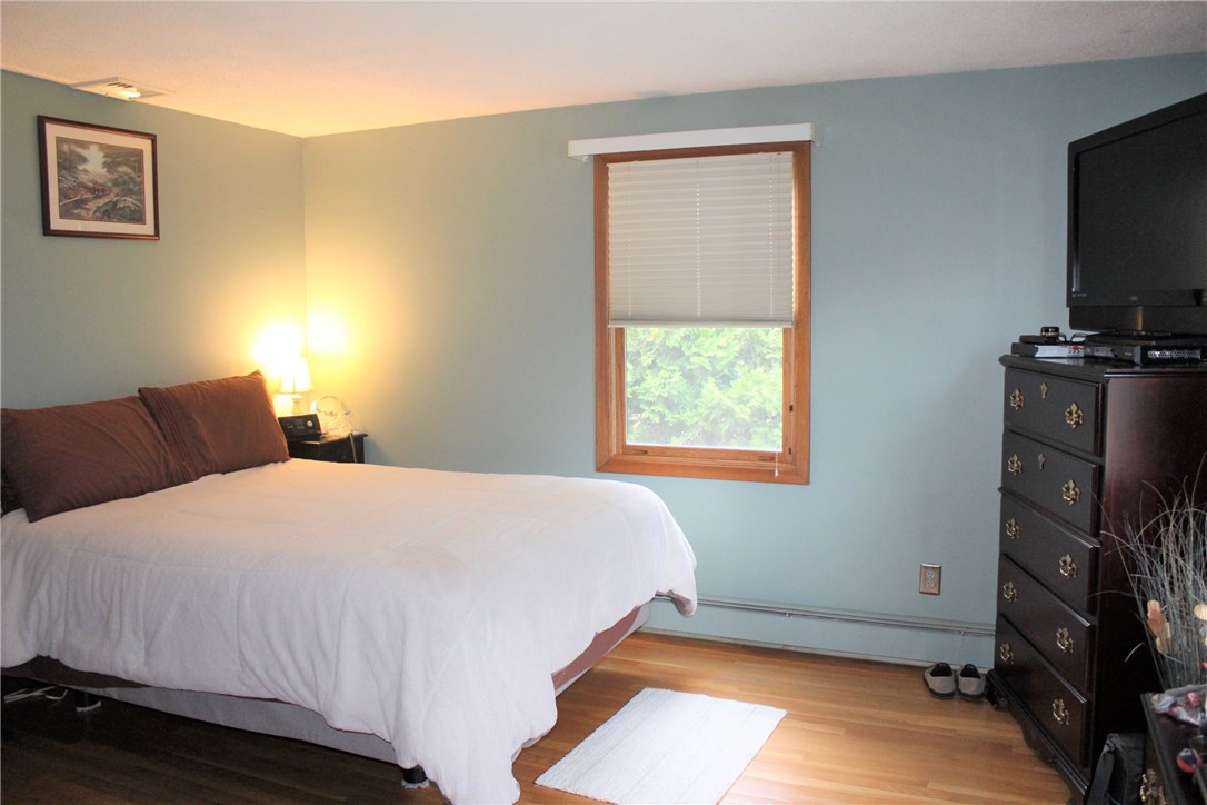 70 Nancy Court Woonsocket, RI 02895 - Photo 10 of 21
