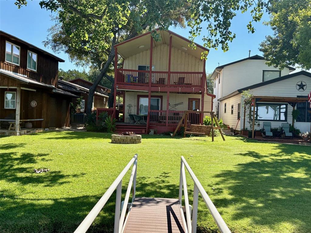 1601 Forum Circle, Unit 148 Graford, TX 76449 - Photo 4 of 10 Lush St. Augustine grass is so nice!