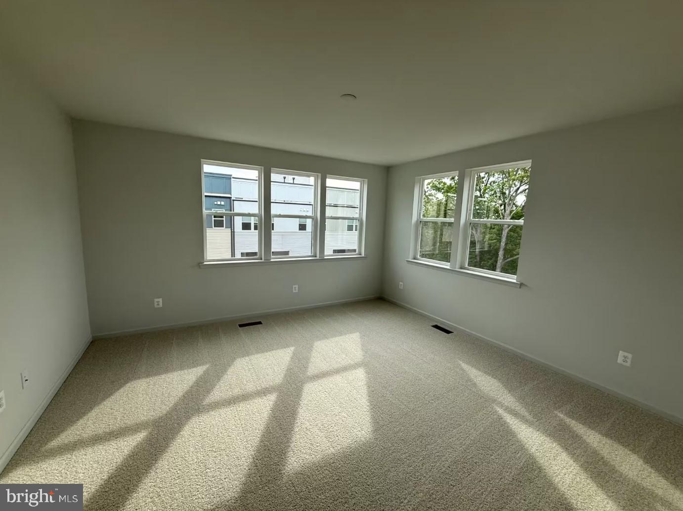 2506 Neabsco Common Place Woodbridge, VA 22191 - Photo 7 of 12 Primary Bath