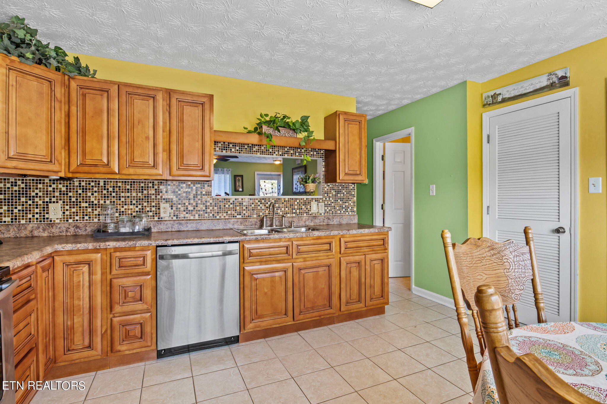 7801 Stone Garden Way Powell, TN 37849 - Photo 10 of 24 13-web-or-mls-IMG_6091