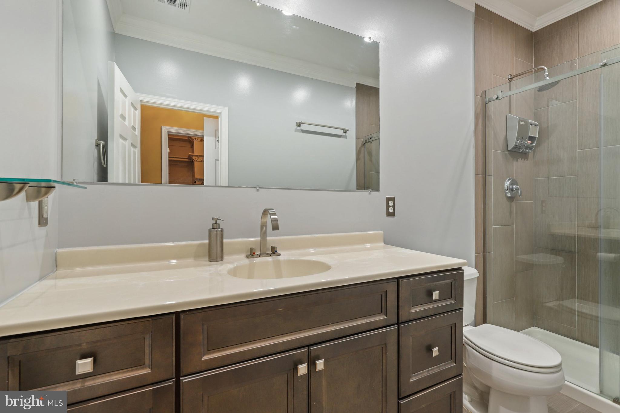 25007 Riding Center Drive Chantilly, VA 20152 - Photo 20 of 28 Gallery Image 20