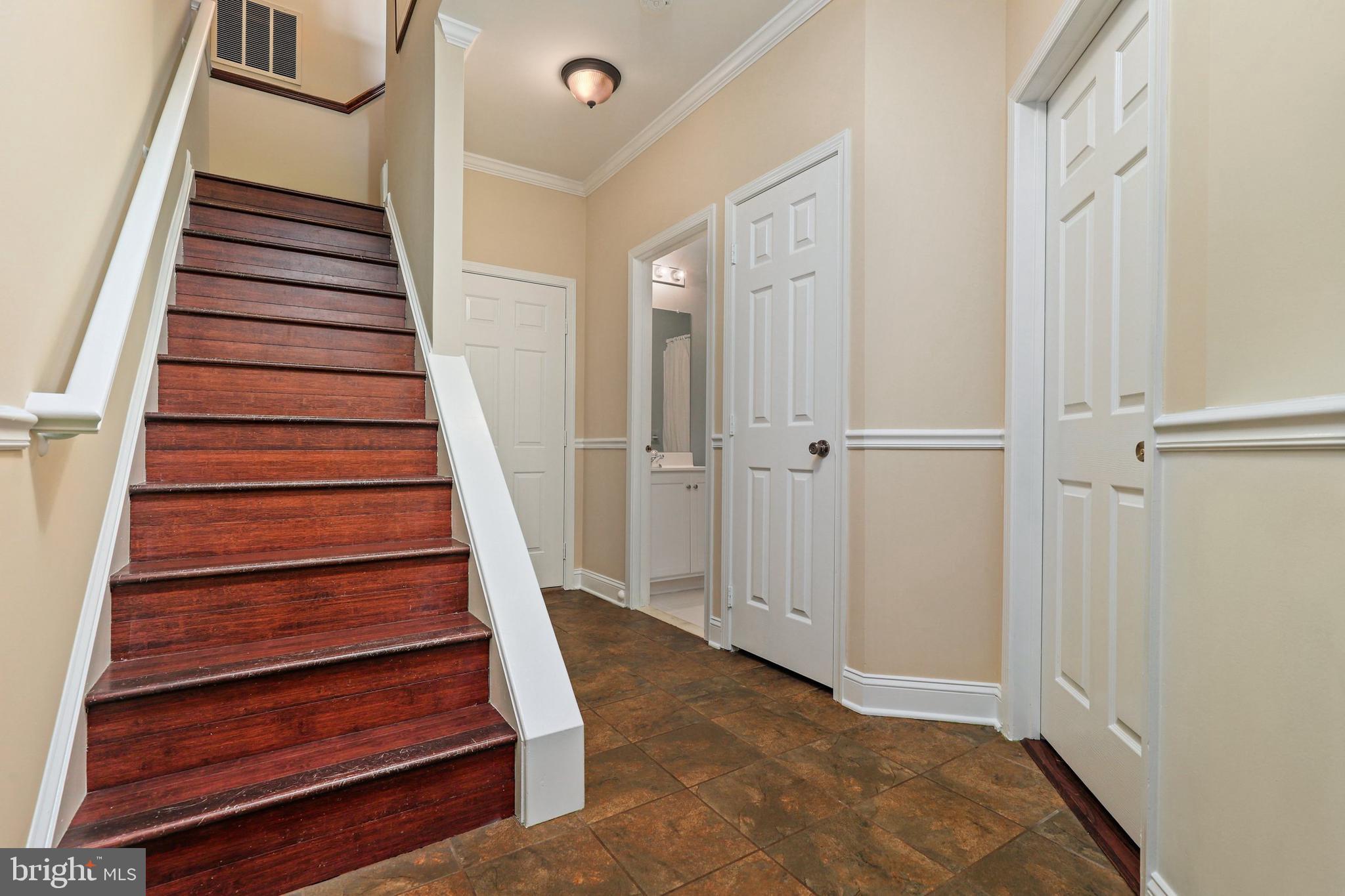 25007 Riding Center Drive Chantilly, VA 20152 - Photo 27 of 28 Gallery Image 27