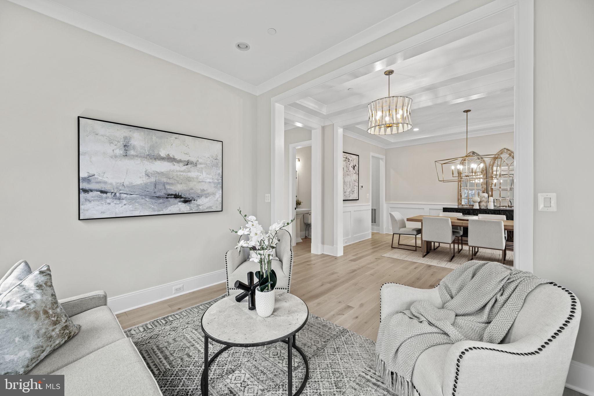 8911 Ewing Drive Bethesda, MD 20817 - Photo 17 of 67 Living Room