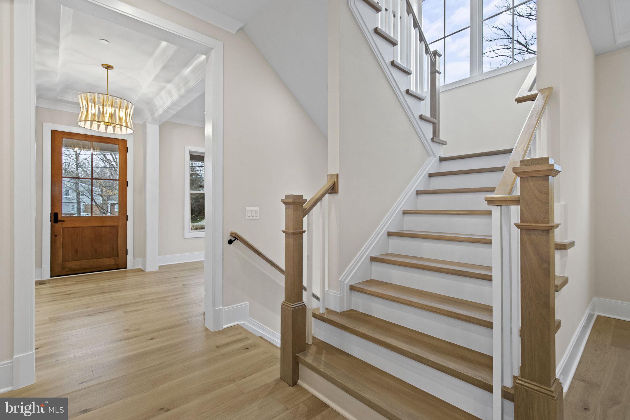 8911 Ewing Drive Bethesda, MD 20817 - Photo 25 of 67 Main Floor Stairs