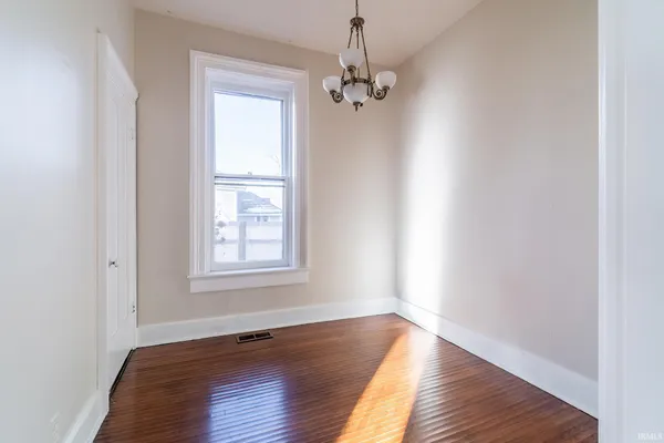 $229,900 | 627 Main Street, New Haven, IN 46774