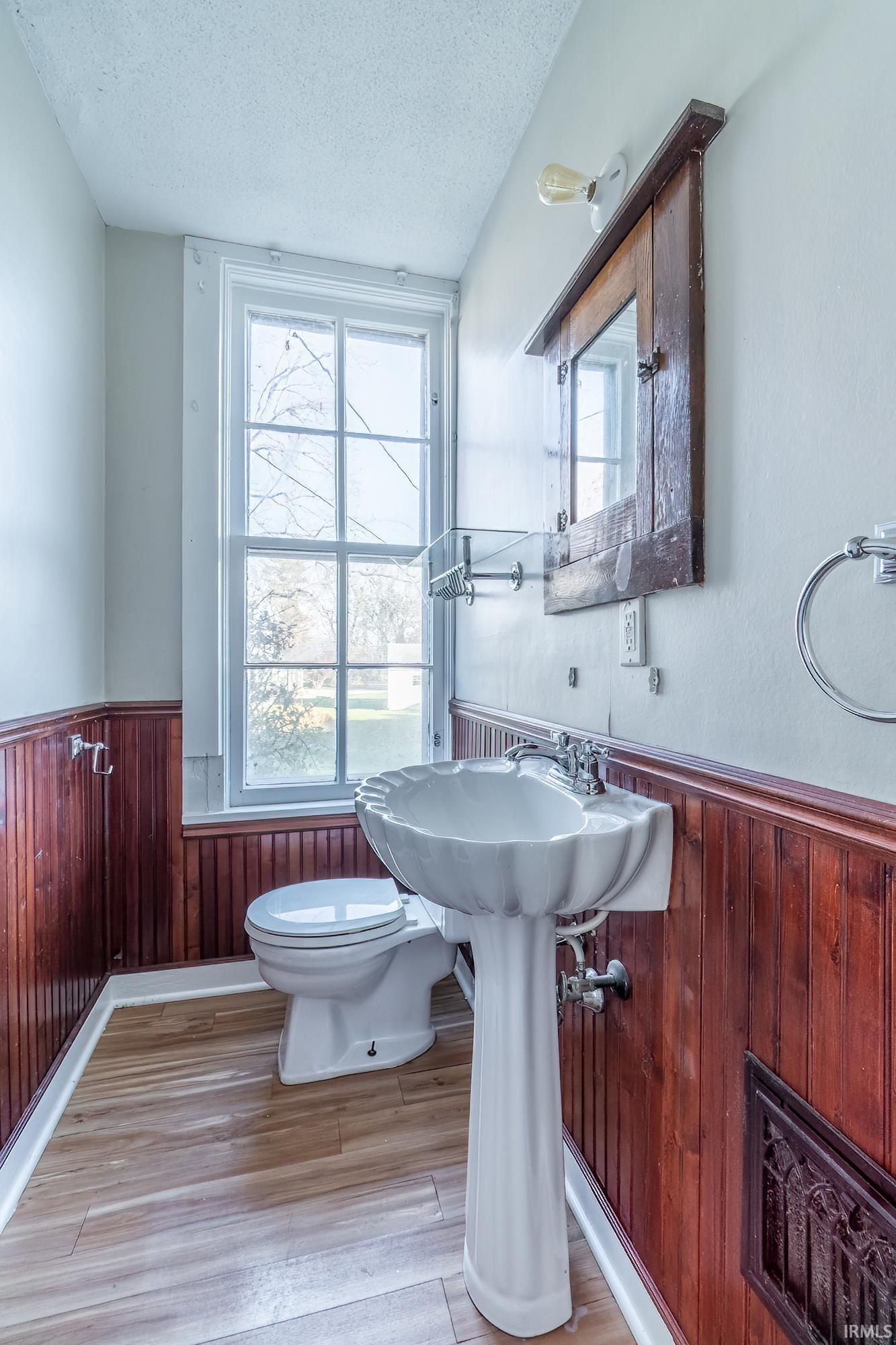 627 Main Street New Haven, IN 46774 - Photo 22 of 35