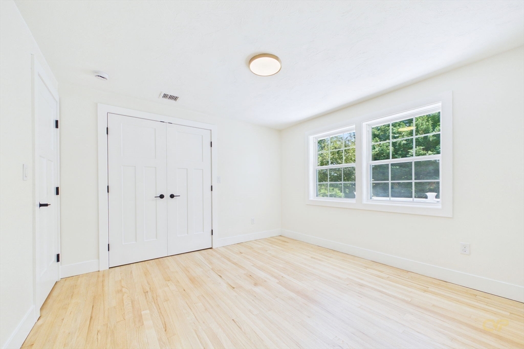 24 David Road Westport, MA 02790 - Photo 17 of 39