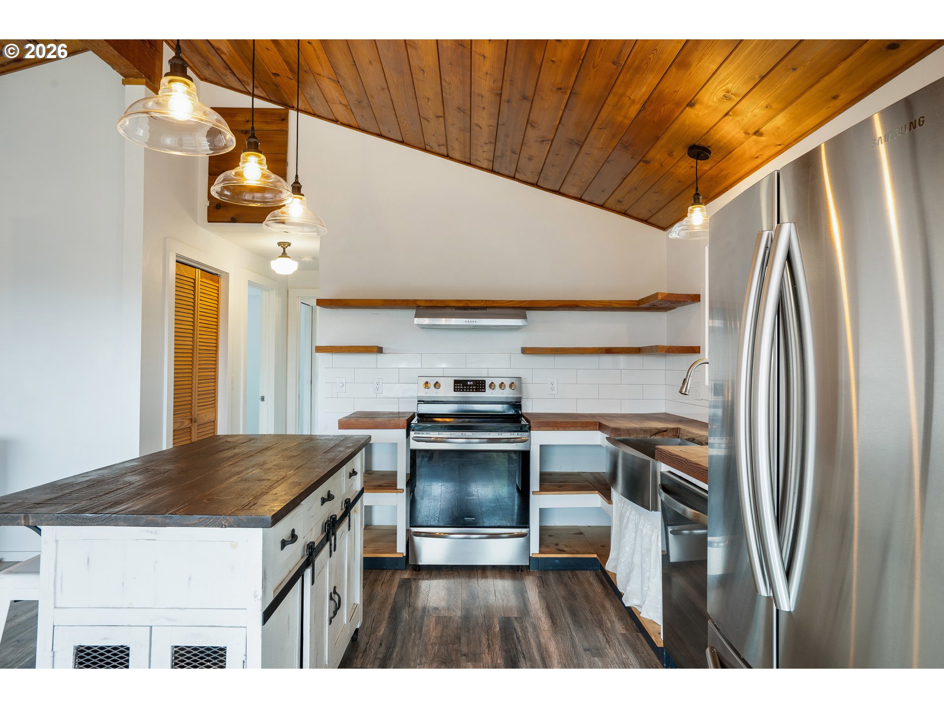 87748 Terrace View Drive Florence, OR 97439 - Photo 11 of 48