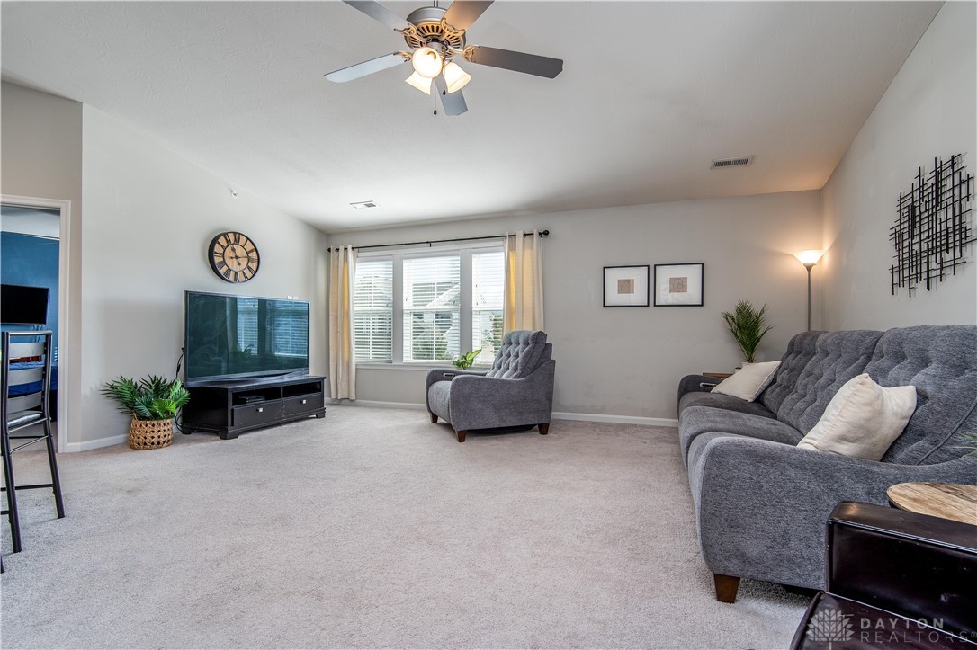 21 Old Pond Road Springboro, OH 45066 - Photo 11 of 25