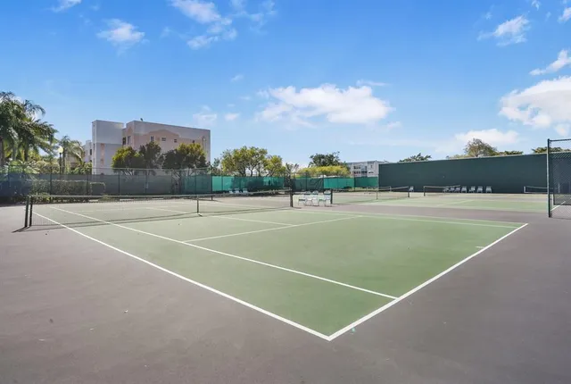 $125,000 | 10467 Sunrise Lakes Boulevard, Unit 210, Sunrise, FL 33322