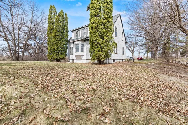 $575,000 | 72714 250th Street, Dassel, MN 55325