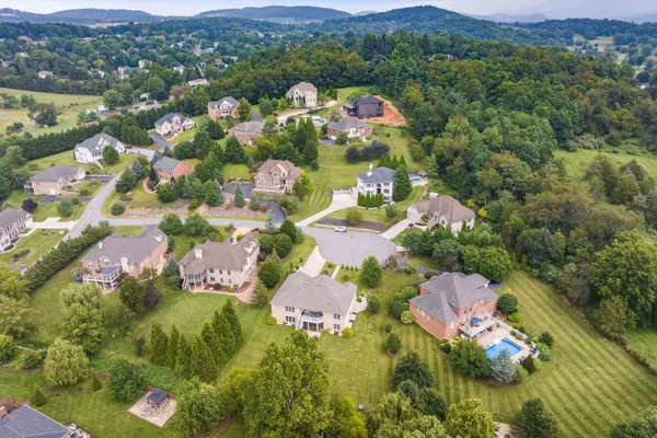 $785,000 | 4261 Ajax Court, Harrisonburg, VA 22801