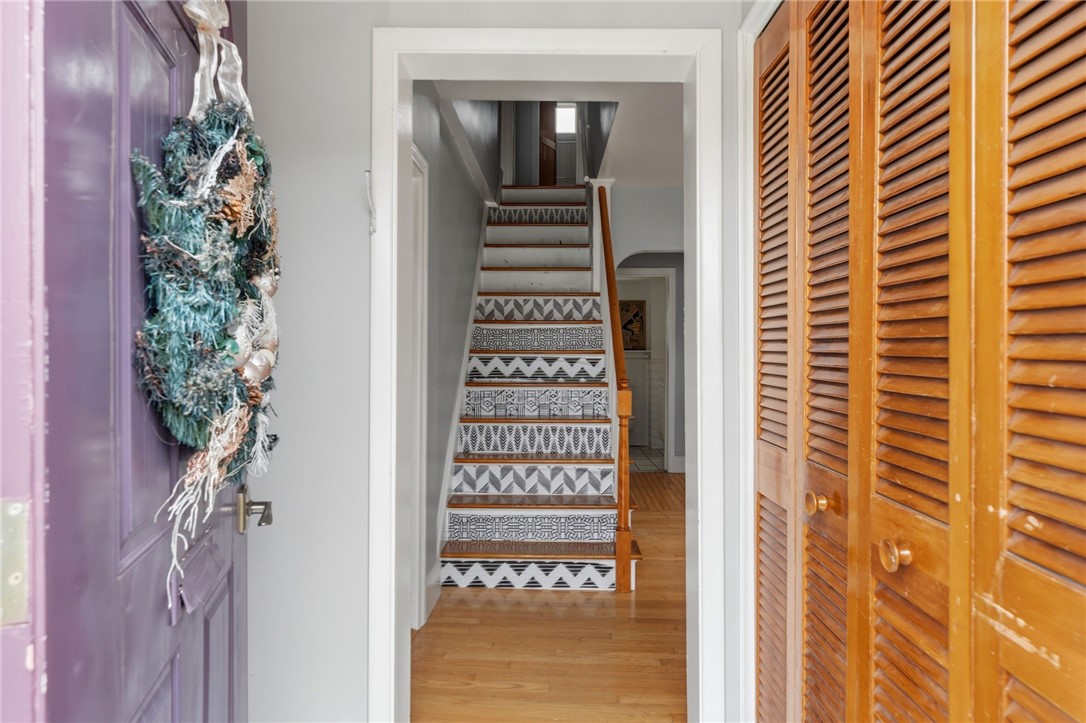 34 Intervale Road Cranston, RI 02910 - Photo 12 of 46