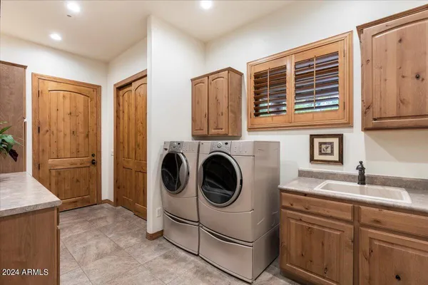 $1,300,000 | 2304 East Blue Bell Circle, Payson, AZ 85541