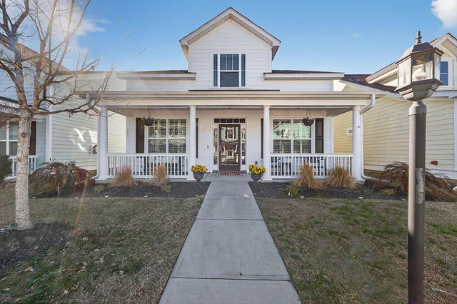 $2,690 | 105 Crossandra Avenue, Summerville, SC 29483