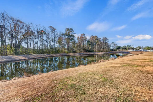 $2,690 | 105 Crossandra Avenue, Summerville, SC 29483