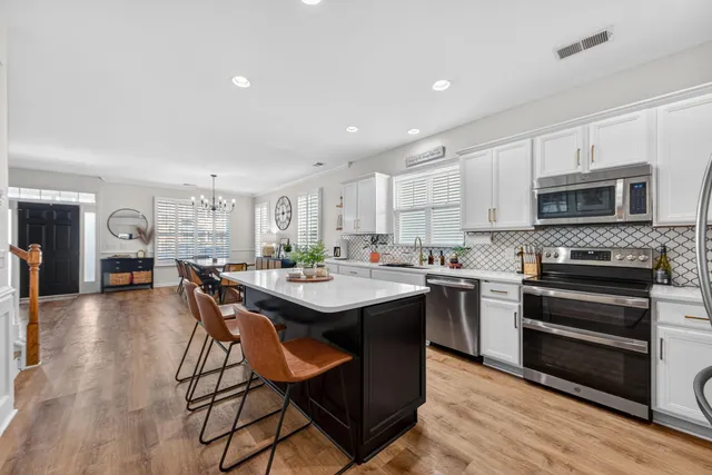 $2,690 | 105 Crossandra Avenue, Summerville, SC 29483